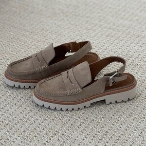 Donald Pliner Halie Suede Loafer Taupe Sz 9